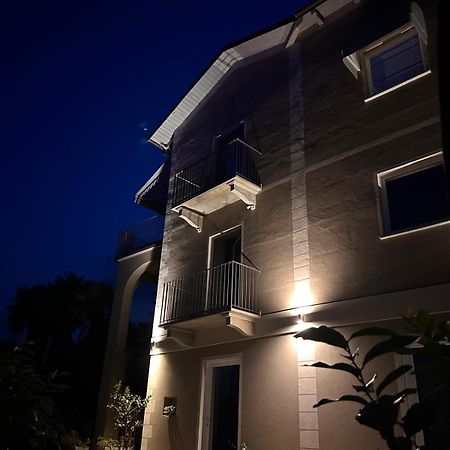 B&B Villa Antilia Busca ภายนอก รูปภาพ